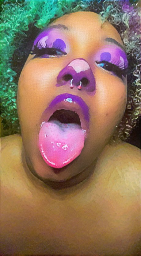 tinylittlecumcake only fans pictures