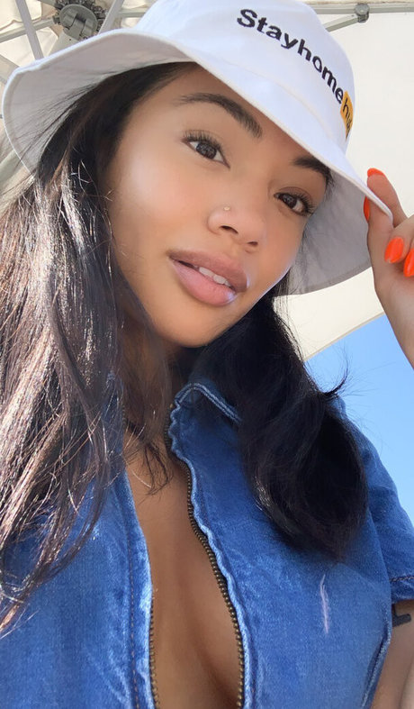 Reyna Morena fans only