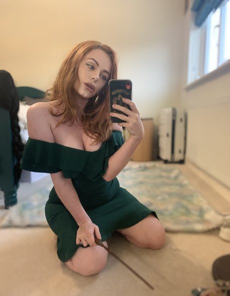 Ella Hughes onlyfans free