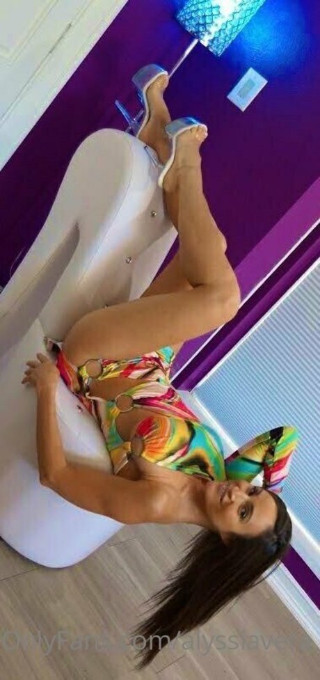 alyssia vera onlyfans leaked