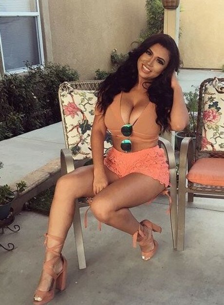 Priscilla Stephanie onlyfans leaked tits