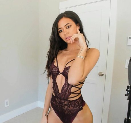 Peyzki onlyfans naked