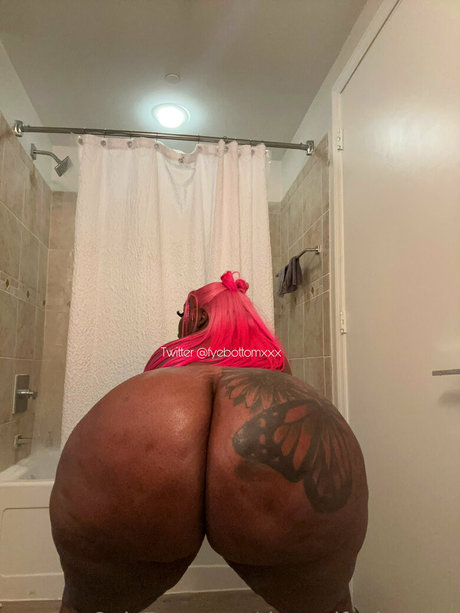 therealfyebottom naked leaked onlyfans