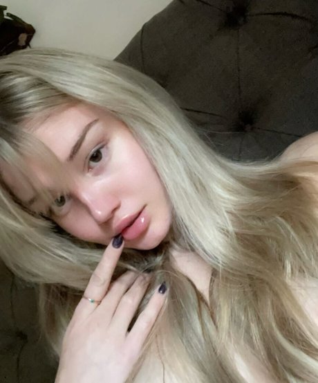 CyberAlina onlyfans xx