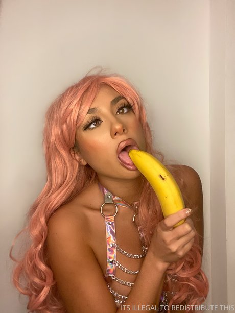 Toni Camille onlyfans leaked.