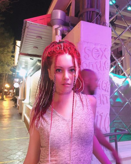 Lisyan Fox onlyfans uncensored