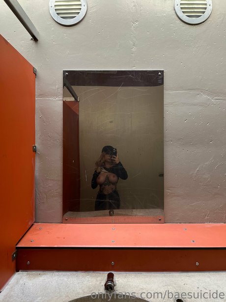 baesuicide onlyfans porn leaked