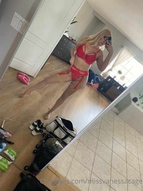 Vanessa Cage onlyfans leaka