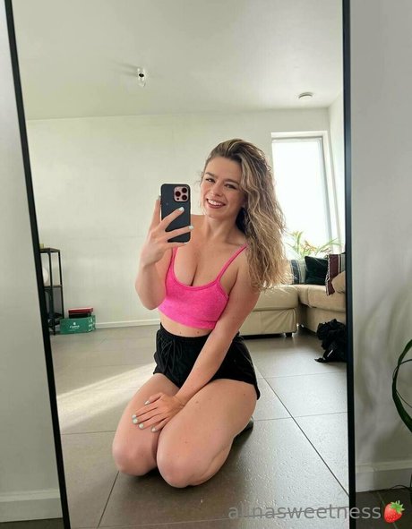 alinasweetness nudes onlyfans leak