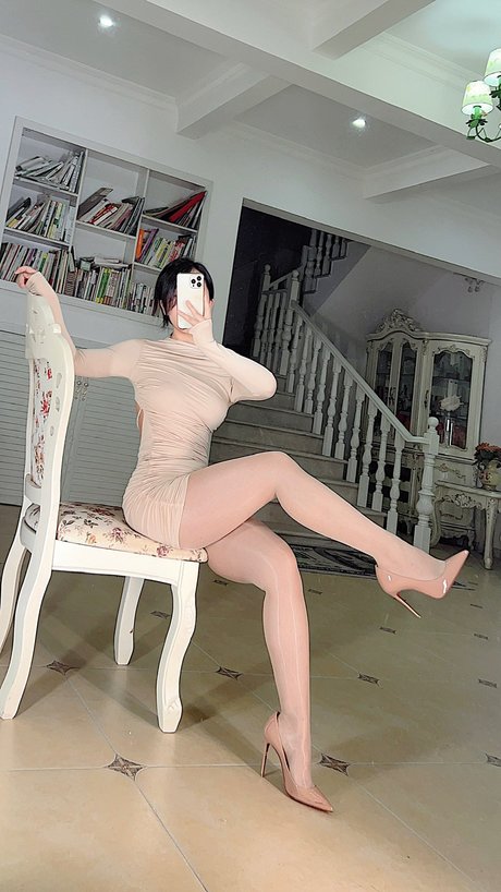 Zhang Heyu onlyfans nude content