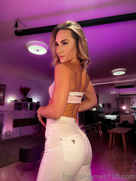 Hannah James onlyfans leams