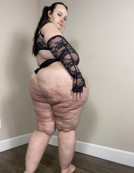 Jexkaa Wolves onlyfans model