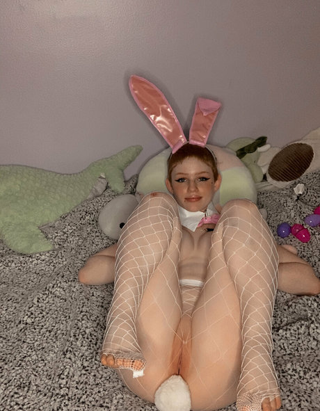 Aaliyah May onlyfans leaks.