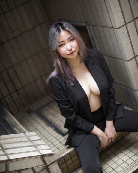 Bree Wales Covington leaked onlyfans.