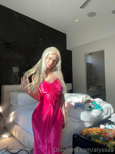 Alyssa Devyn onlyfans sextape