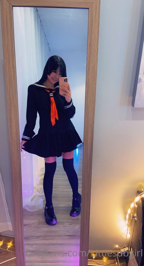 Little sub girl only fans pic