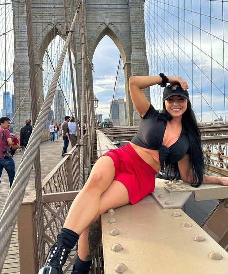 Kat Corrao onlyfans picture