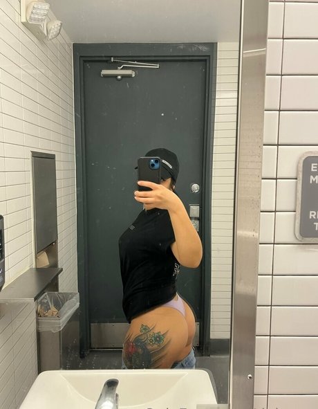 Daisyy x joi onlyfans