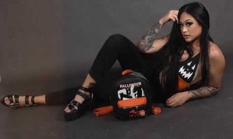 Shawnee naked only fans