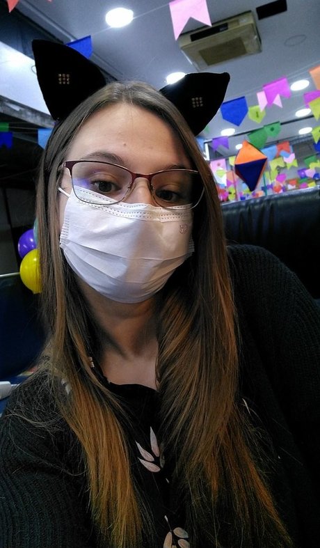 Ana Karolina Eisen nudes only fans