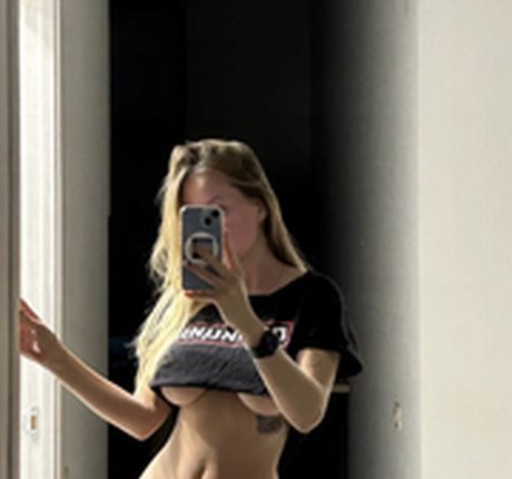 Dog Queen onlyfans nudes