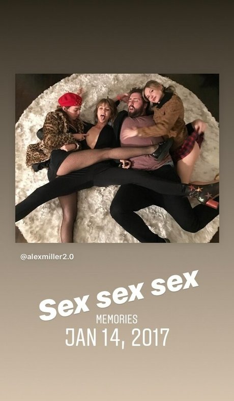 Lola Abbey only fans review