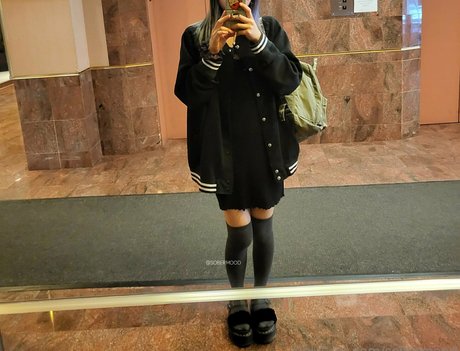 sobermood nude leak onlyfans