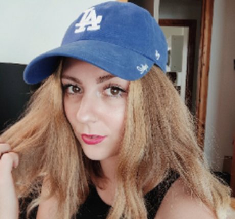 loripops onlyfans post