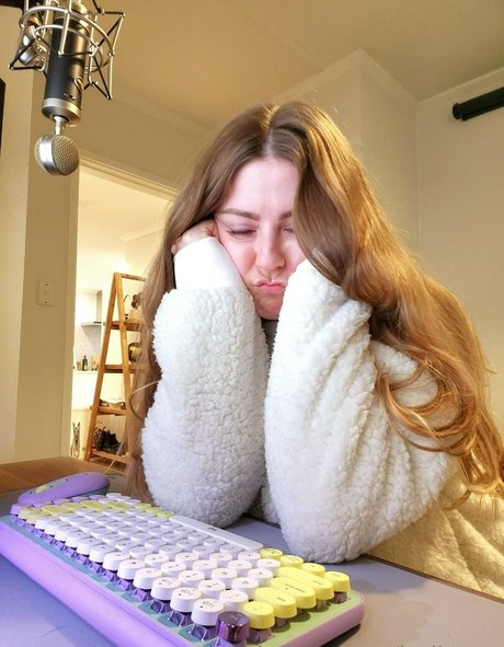 loripops only fans leaks