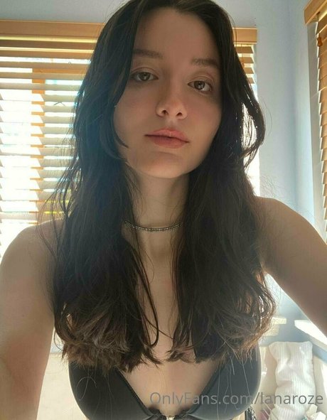 lanaroze onlyfans leak ass