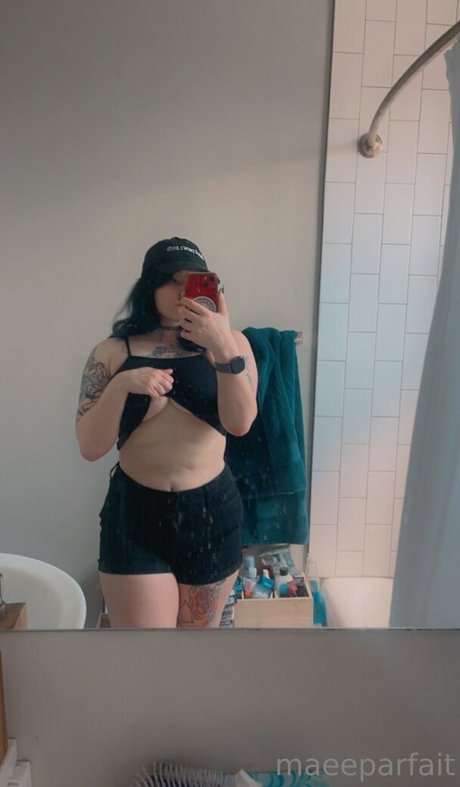 maeeparfait onlyfans pics