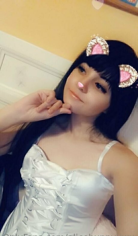 alicebunnyuwu onlyfans leake
