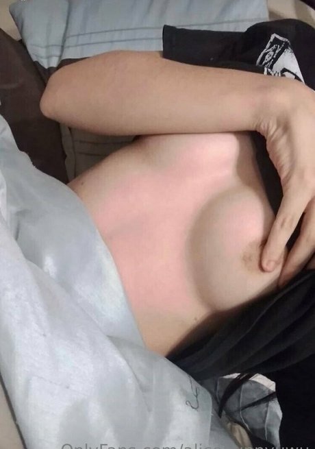 alicebunnyuwu only fans review