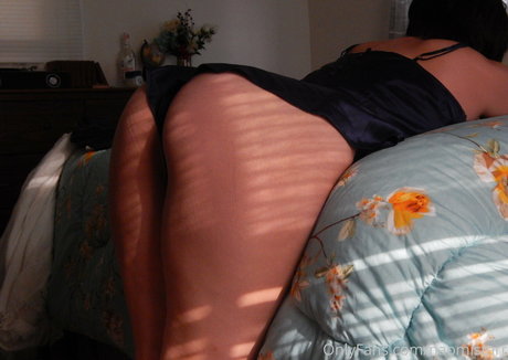 naomistarr naked on onlyfans