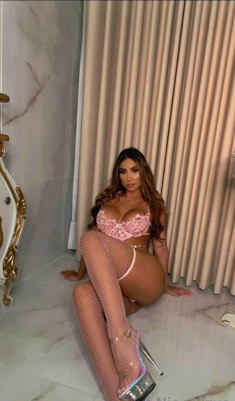 estefahg nudes onlyfans leak