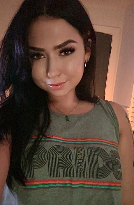 hungry4moore onlyfans leak nude