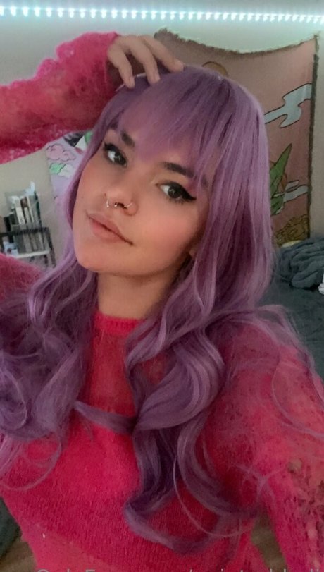 painted ladi Profile pic