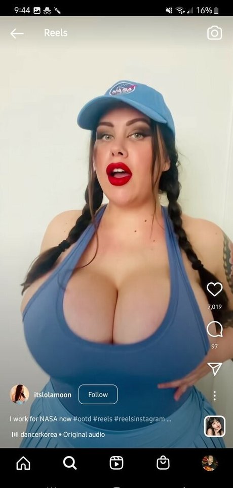 lolamoon1995 onlyfans leak