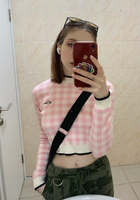 yoursoftness69 onlyfans naked leak