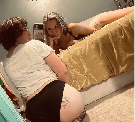 Shwayze Babes onlyfans pic