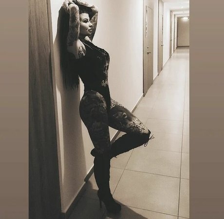 Pixta nudes only fans