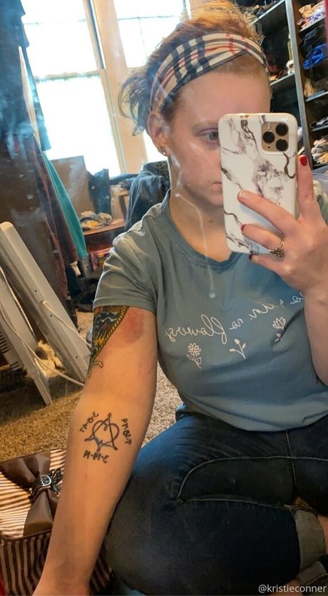 kristieconner only fans nude