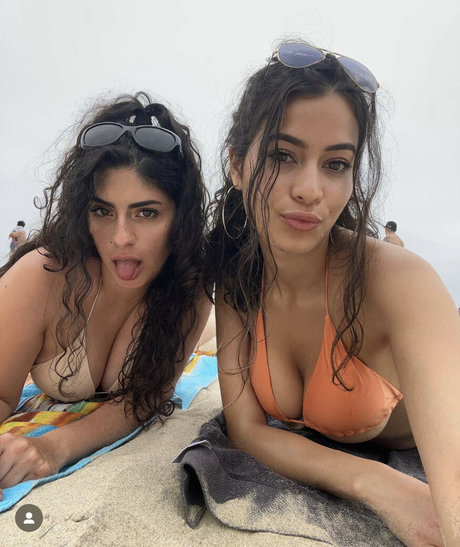 Leslievegaa onlyfans leaked free