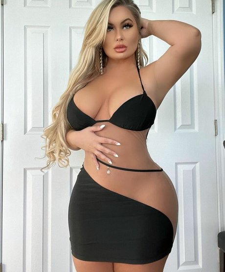 Elvisa Dedic leaked onlyfans.