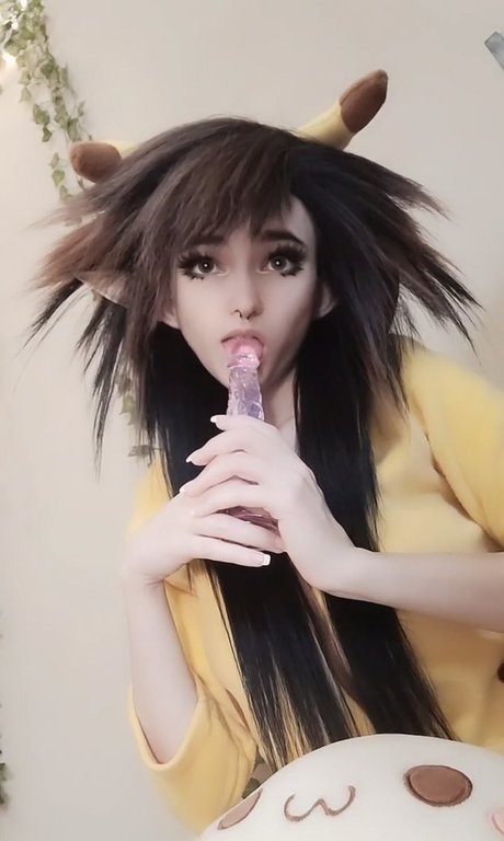 Sleepystrawbaby only fans