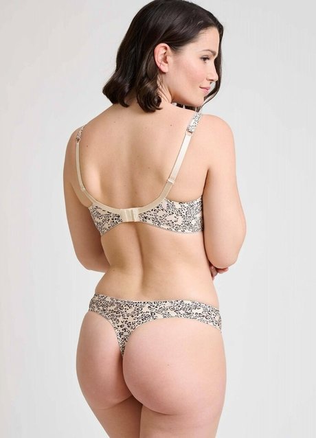 Sabrina Laporte onlyfans pics nude