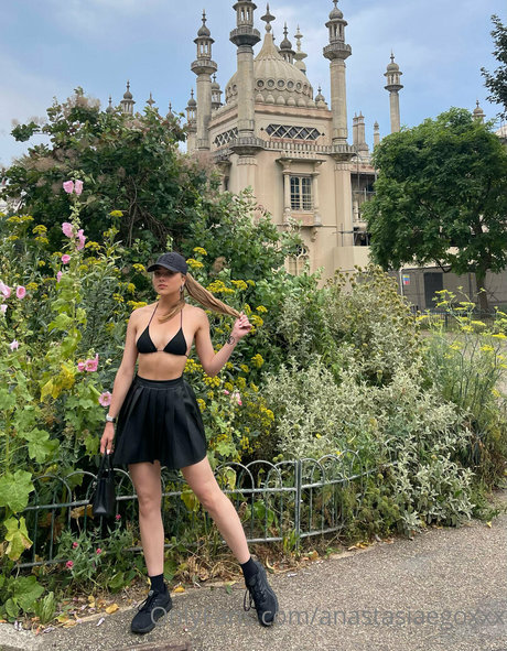 anastasiaegoxxx topless onlyfans
