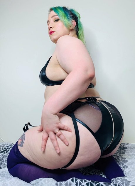 gwenpie on onlyfans