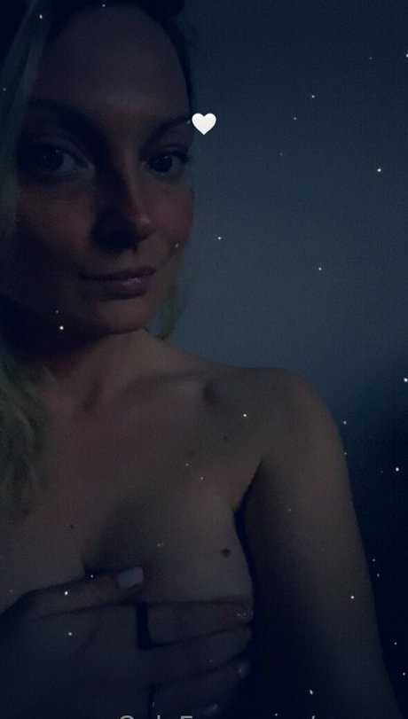 zaryaz onlyfans boobs