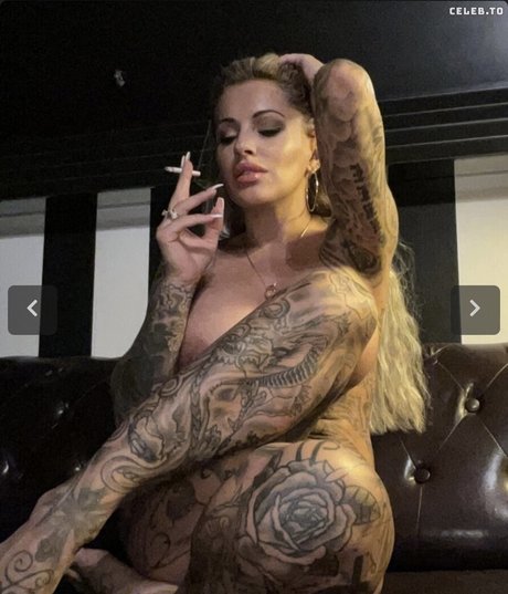 followjuliajasmin onlyfans model images